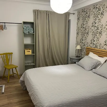 Casinha De Santo Antonio Vakantiehuis *
